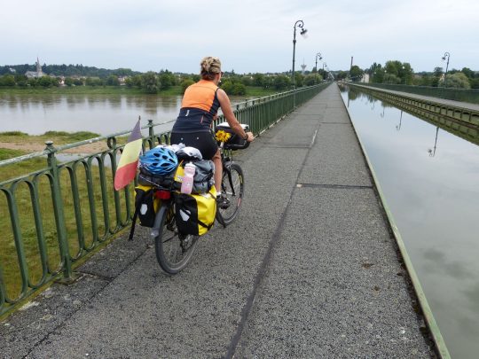 Fietsroute fietsreis fietsblog fietsverslag review fietsvakantie Loireroute Briare Gustav Eifel Pont du Port
