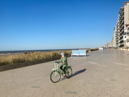 Fietsroute, fietstour, fietsuitstap, fietsblog, review, fietsverslag, Middenkustfietsroute, Zeedijk Westende, Sint-Laurensstrand