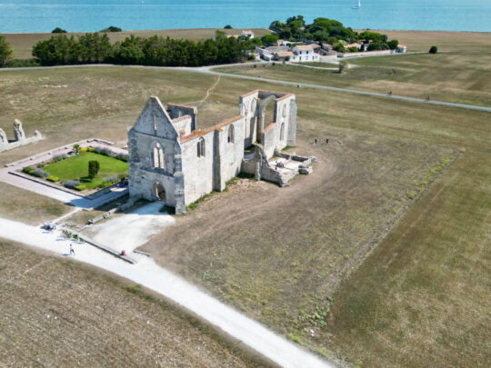 fietsblog, review, fietsverslag, fietsvakantie, fietstour, fietsroute, Le sud de l'île de Ré à vélo, Châteliersabdij in La Flotte