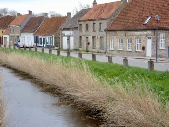 fietsblog, review, fietsverslag, fietsvakantie, fietstour, fietsroute, Fietsroute Paul Delvaux, westhoek, kust, polders, Veurne, Bergenvaart