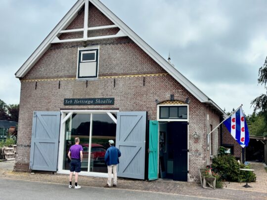 fietsblog, review, fietsverslag, fietsvakantie, fietstour, fietsroute, fietsreis, rondje Friesland, rondje Groningen, fietsen in Nederland, Firdgum, Yeb Hettinga Skoalle
