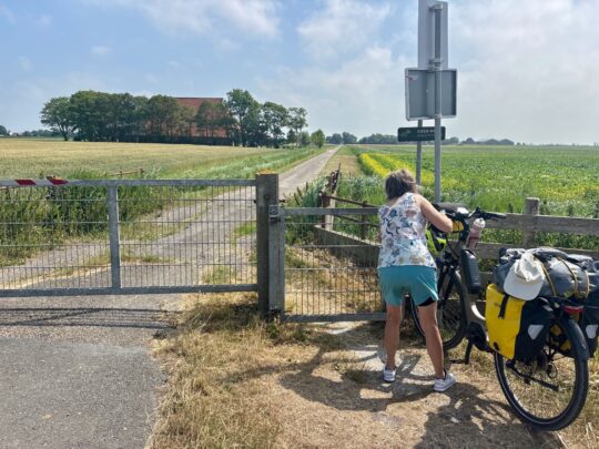 fietsblog, review, fietsverslag, fietsvakantie, fietstour, fietsroute, fietsreis, rondje Friesland, rondje Groningen, fietsen in Nederland, Poldijk, Sint-Annaparochie