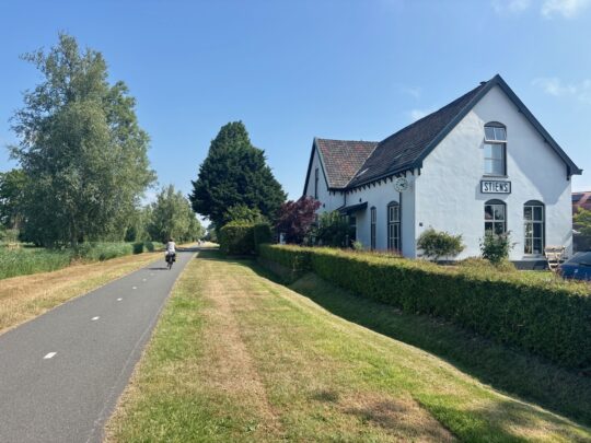 fietsblog, review, fietsverslag, fietsvakantie, fietstour, fietsroute, fietsreis, rondje Friesland, rondje Groningen, fietsen in Nederland, Poldijk, Stiens