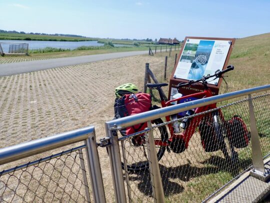 fietsblog, review, fietsverslag, fietsvakantie, fietstour, fietsroute, fietsreis, rondje Friesland, rondje Groningen, fietsen in Nederland, Gemaal De Heining, Marrum