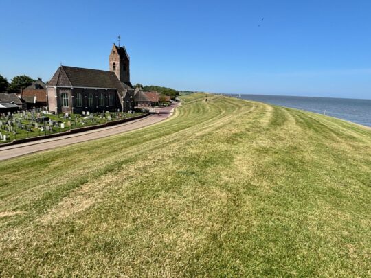 fietsblog, review, fietsverslag, fietsvakantie, fietstour, fietsroute, fietsreis, rondje Friesland, rondje Groningen, fietsen in Nederland, Wierum