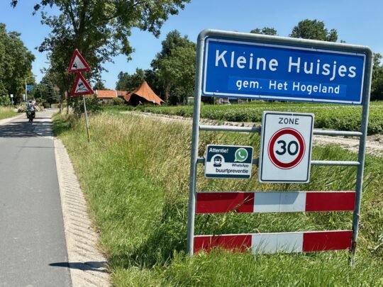 fietsblog, review, fietsverslag, fietsvakantie, fietstour, fietsroute, fietsreis, rondje Friesland, rondje Groningen, fietsen in Nederland, Kleine Huisjes, Het Hogeland