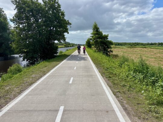 fietsblog, review, fietsverslag, fietsvakantie, fietstour, fietsroute, fietsreis, rondje Friesland, rondje Groningen, fietsen in Nederland, Leekstermeergebied