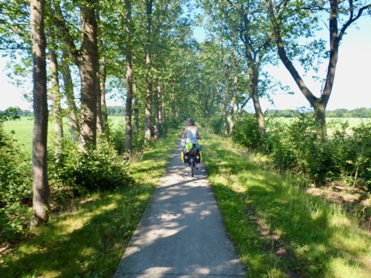 fietsblog, review, fietsverslag, fietsvakantie, fietstour, fietsroute, fietsreis, rondje Friesland, rondje Groningen, fietsen in Nederland, Hemelum