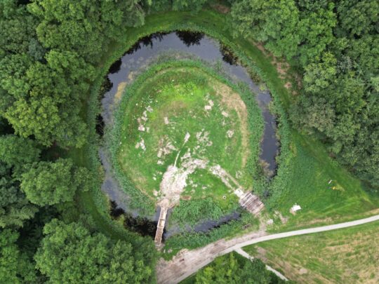 fietsblog, review, fietsverslag, fietsvakantie, fietstour, fietsroute, fietsreis, rondje Friesland, rondje Groningen, fietsen in Nederland, Kuinderbos, Burcht Kuinre
